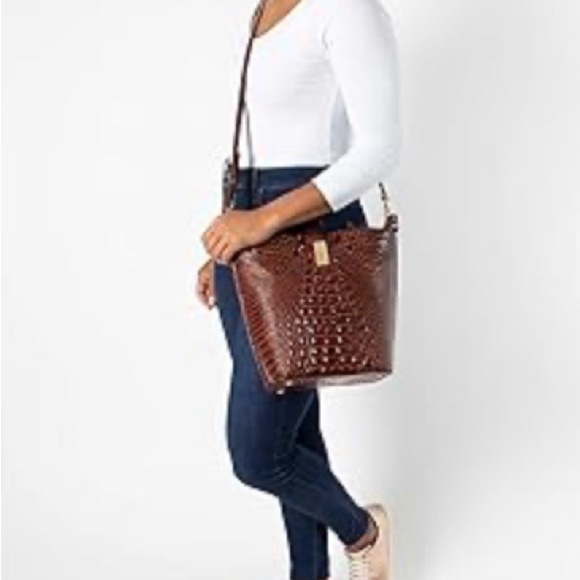 💘NWOT! RARE COLOR!! Brahmin Leather Croc Shira in Optimism! - Picture 14 of 16